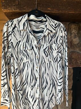 Chico's White and Black Zebra-Stripe Button Shirt